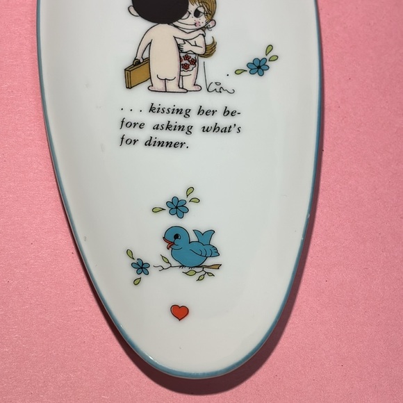 Vintage 1972 "Love is" Spoon Rest - "Kissing her before asking whats for dinner" - Picture 3 of 8
